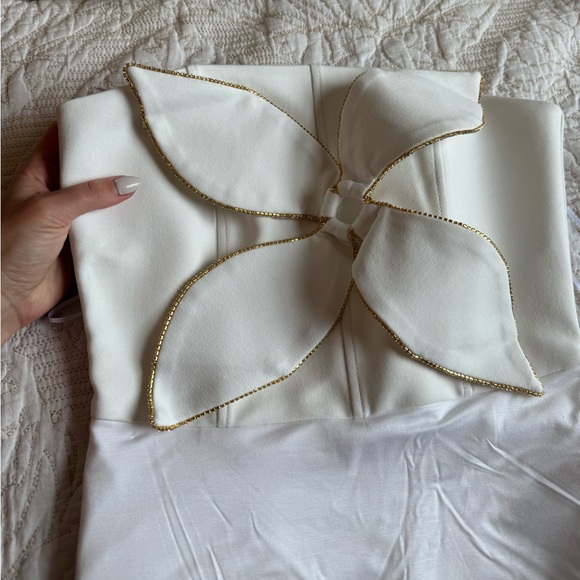 Seezona made to order beautiful high low white strapless dress - Picture 2 of 7